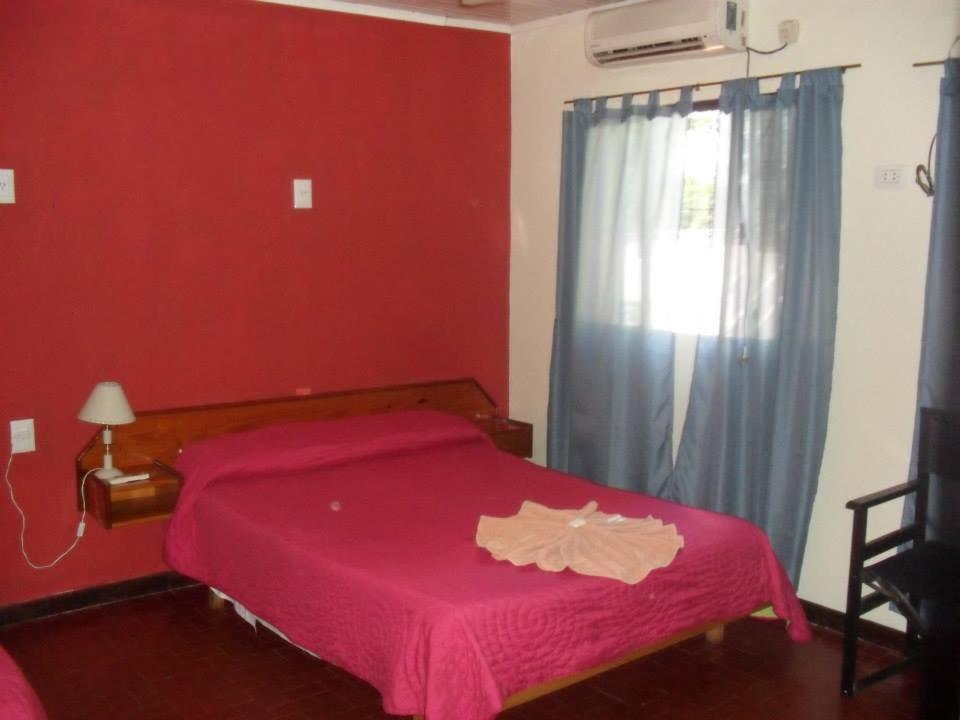 Residencial Noelia Hostel Πουέρτο Ιγκουασού Δωμάτιο φωτογραφία
