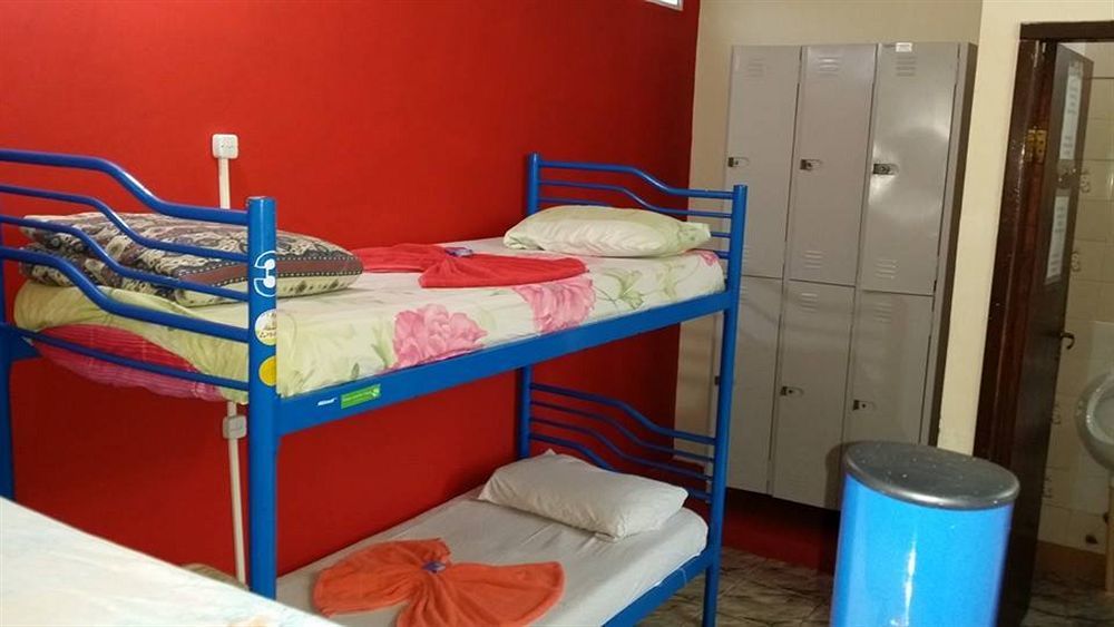 Residencial Noelia Hostel Πουέρτο Ιγκουασού Εξωτερικό φωτογραφία