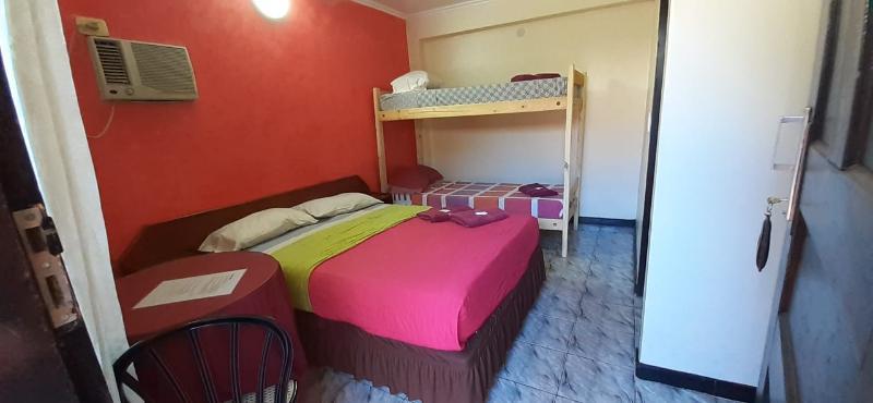 Residencial Noelia Hostel Πουέρτο Ιγκουασού Εξωτερικό φωτογραφία